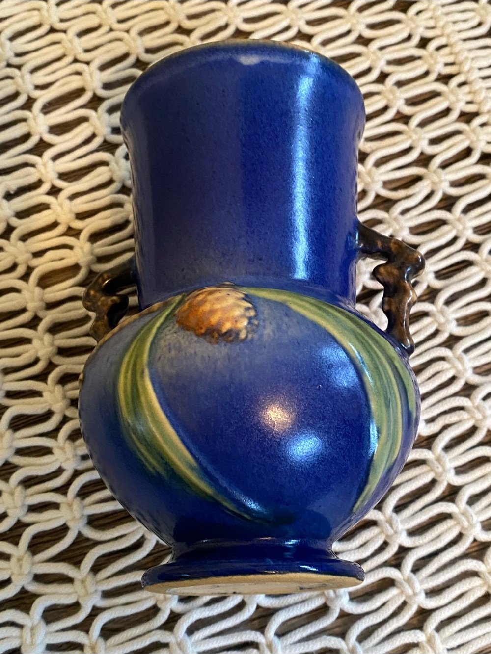 Vintage Blue Roseville Vase with Pinecone Accents 839-6 - Picture 9 of 16
